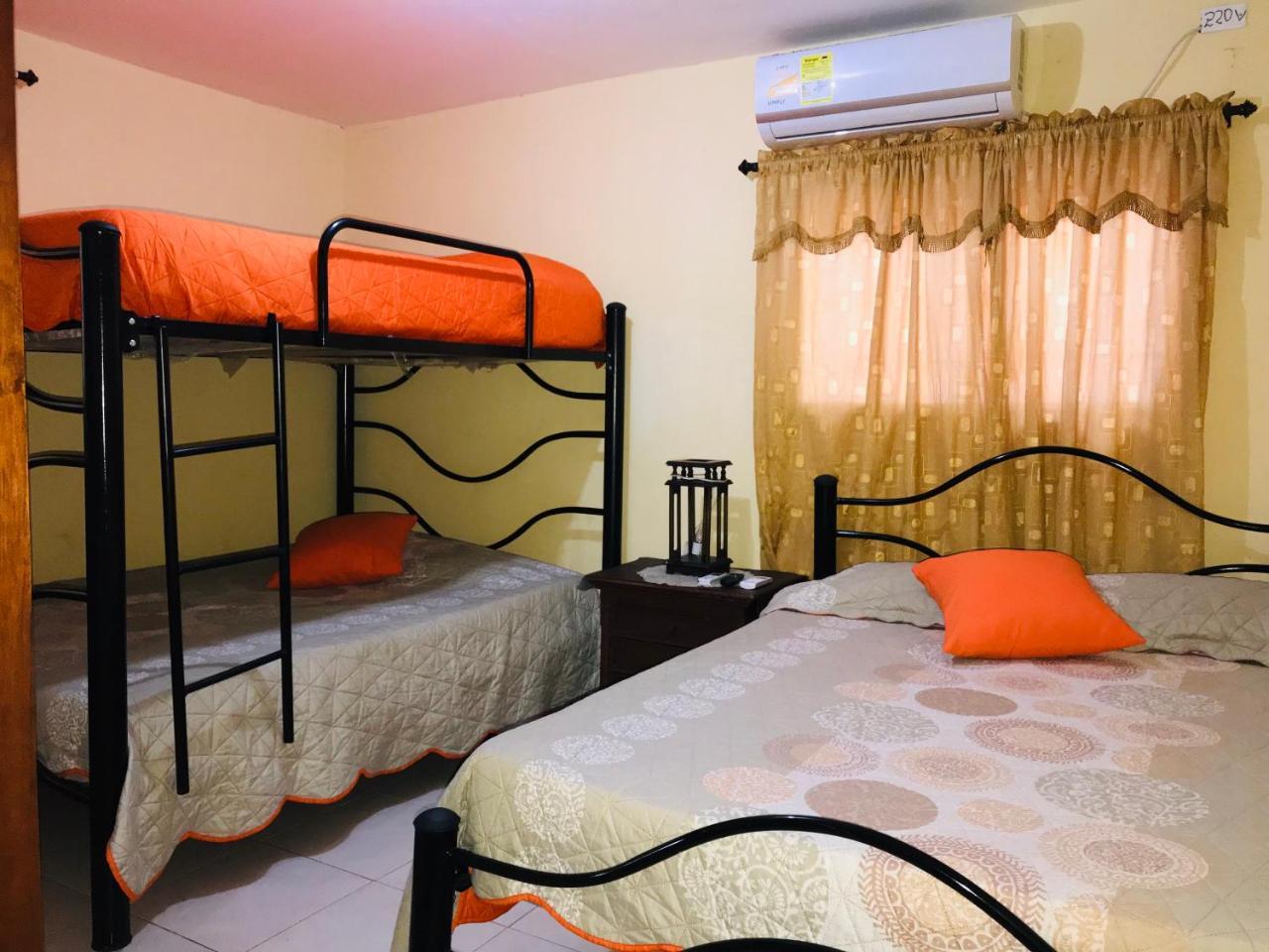 Casa Hostal Buenavista بارانكويلا المظهر الخارجي الصورة